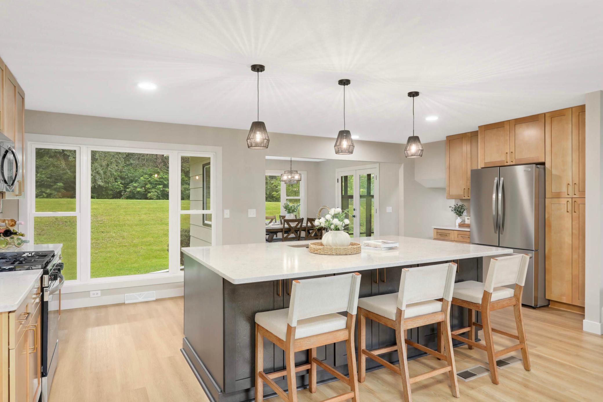 Property Photo:  2040 Vagabond Lane N  MN 55447 