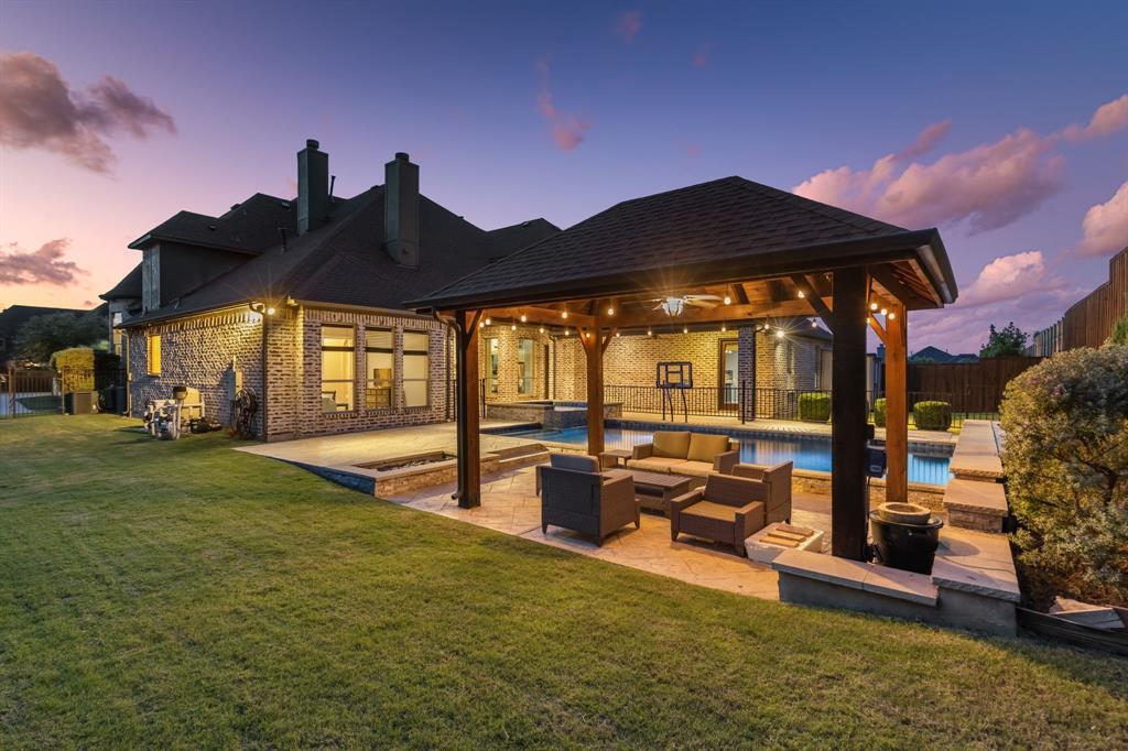 Property Photo: 1240 Concho Trail TX 75078