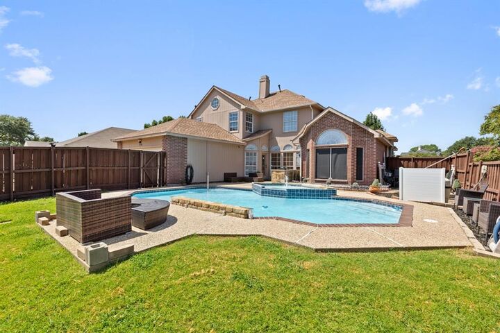 Property Photo:  2726 Kingsbury Drive  TX 75040 