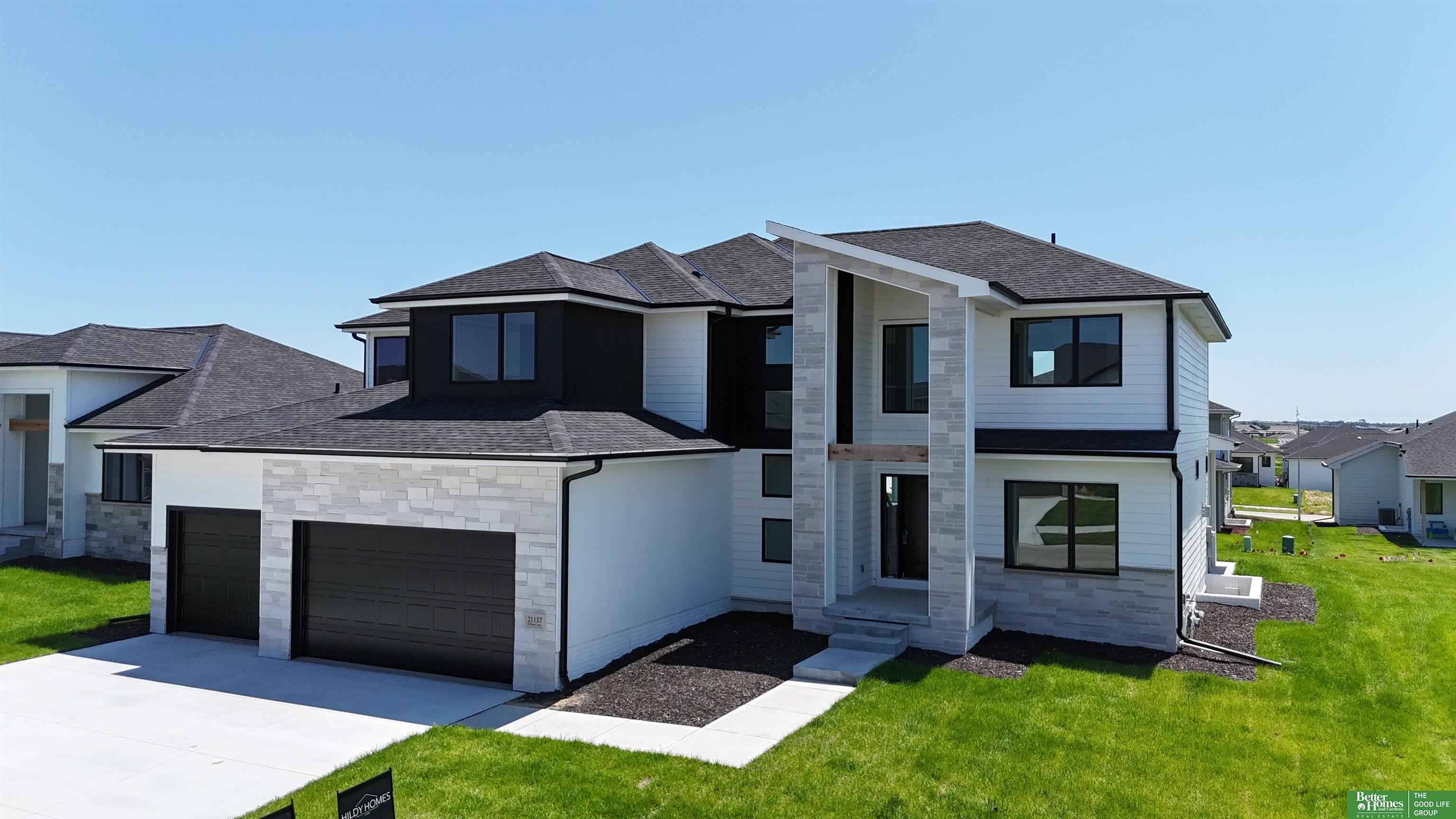 Property Photo:  21137 Ellison Avenue  NE 68022 