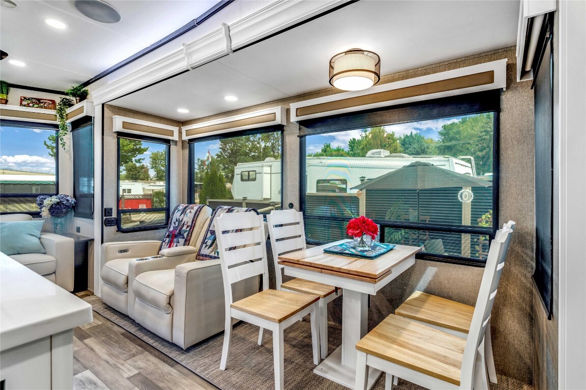 Property Photo: 415 Commonwealth Road 396 BC V4V 1P4