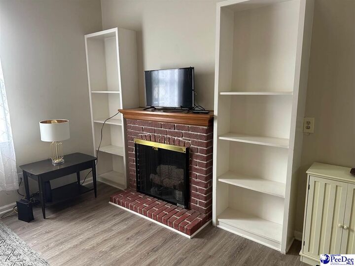 Property Photo:  419 - 3 S Coit Street  SC 29501 