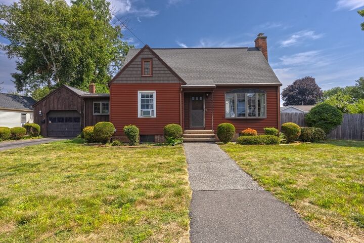 70 Empire St  Chicopee MA 01013 photo