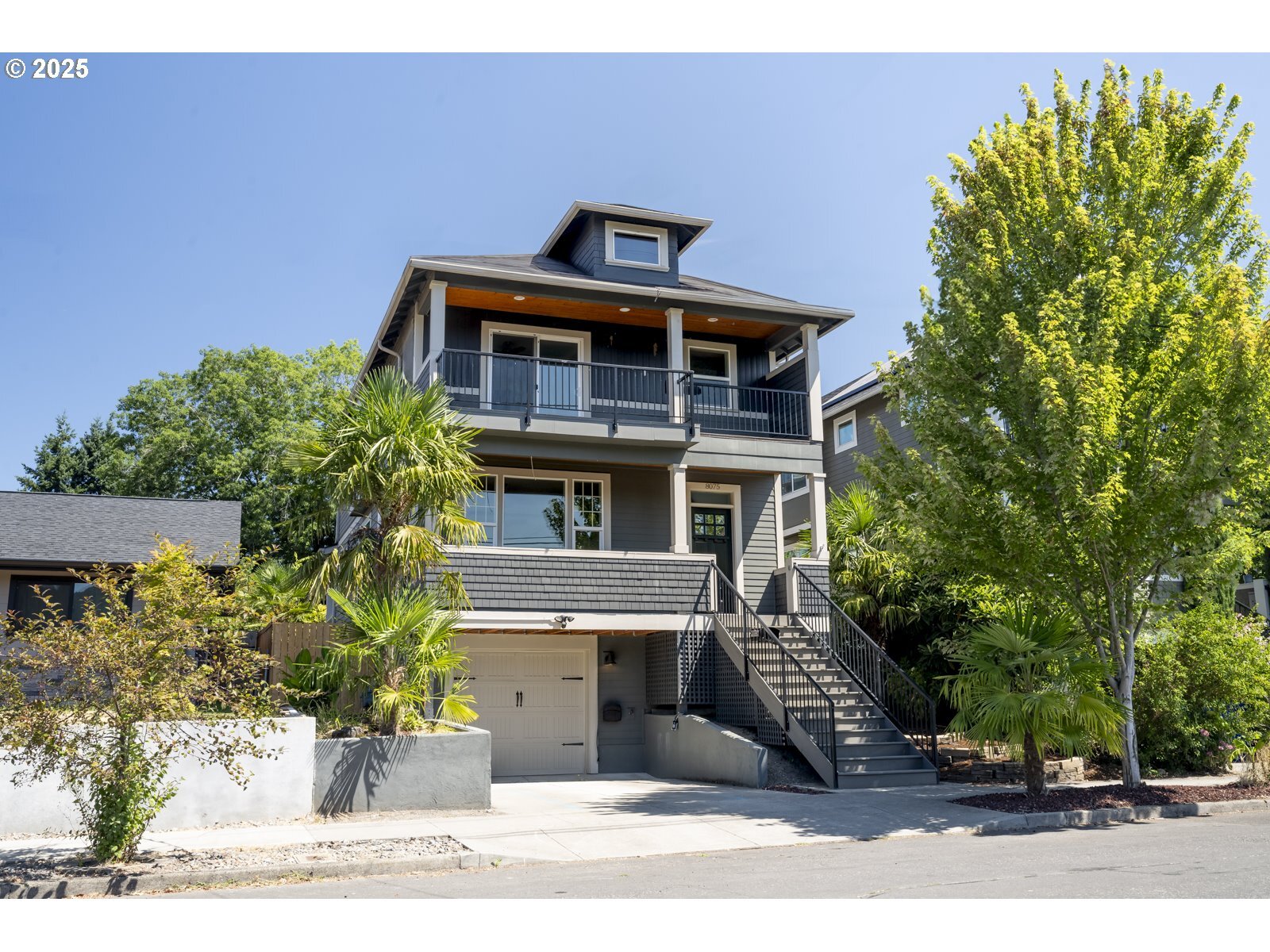 8075 N Edison St  Portland OR 97203 photo