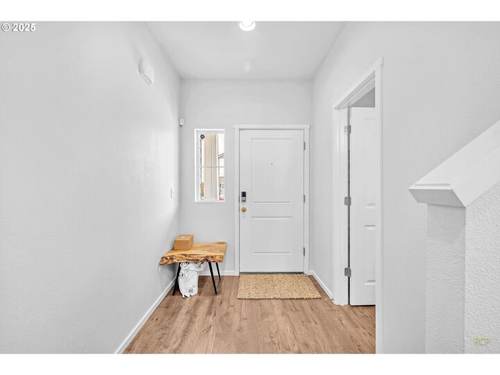 Property Photo:  2221 S Meadowlark Dr  WA 98642 