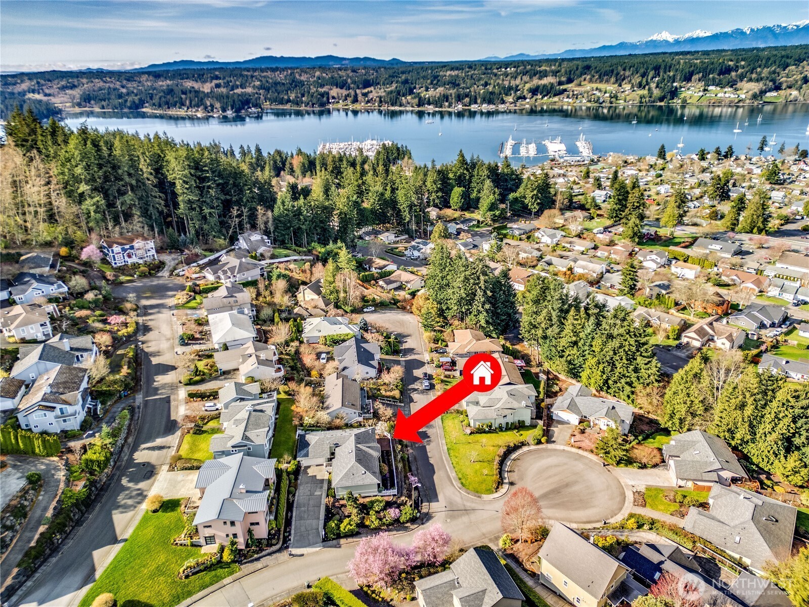 Property Photo: 1287 Odin Court WA 98370