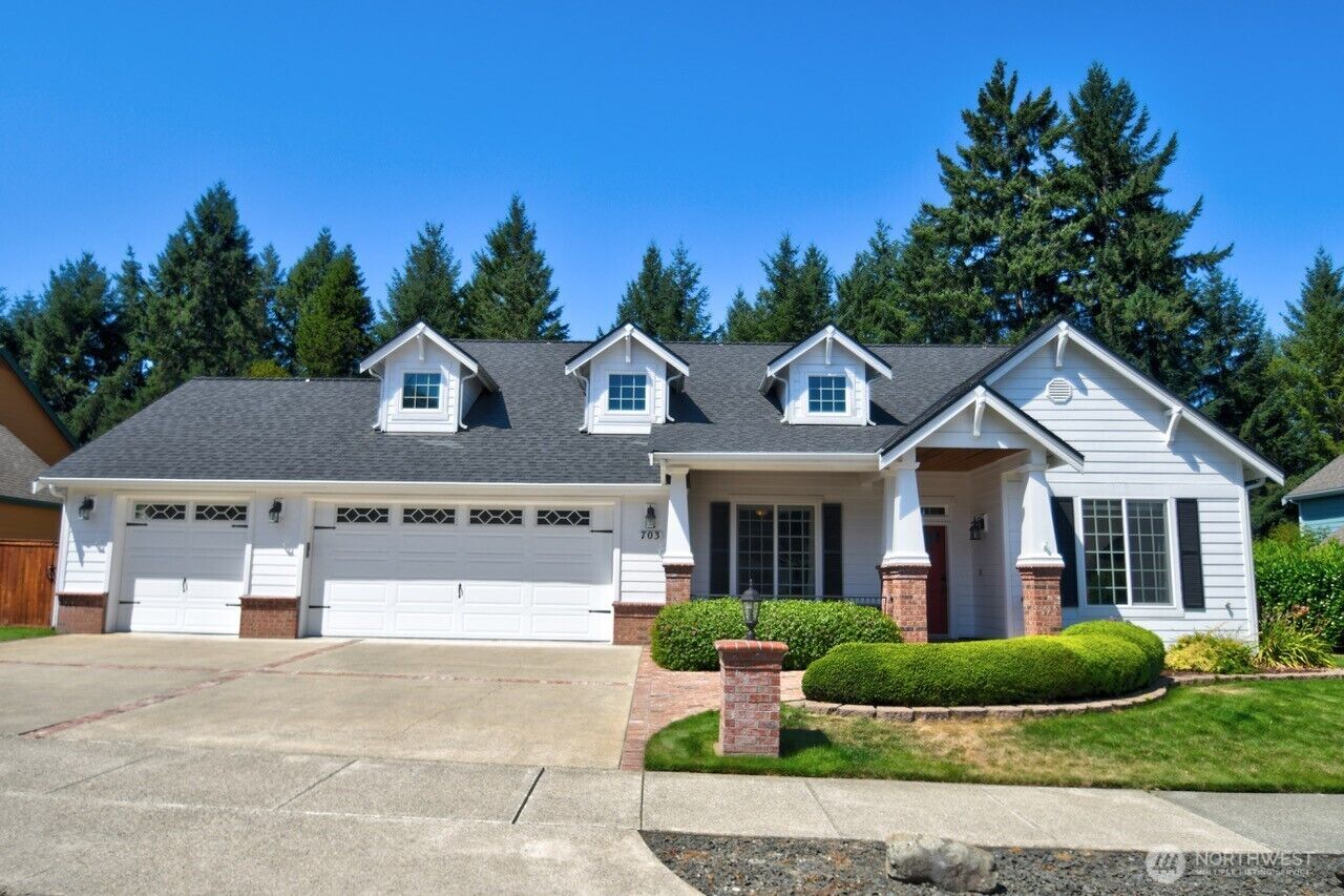 Property Photo: 703 Torden Lane SE WA 98513