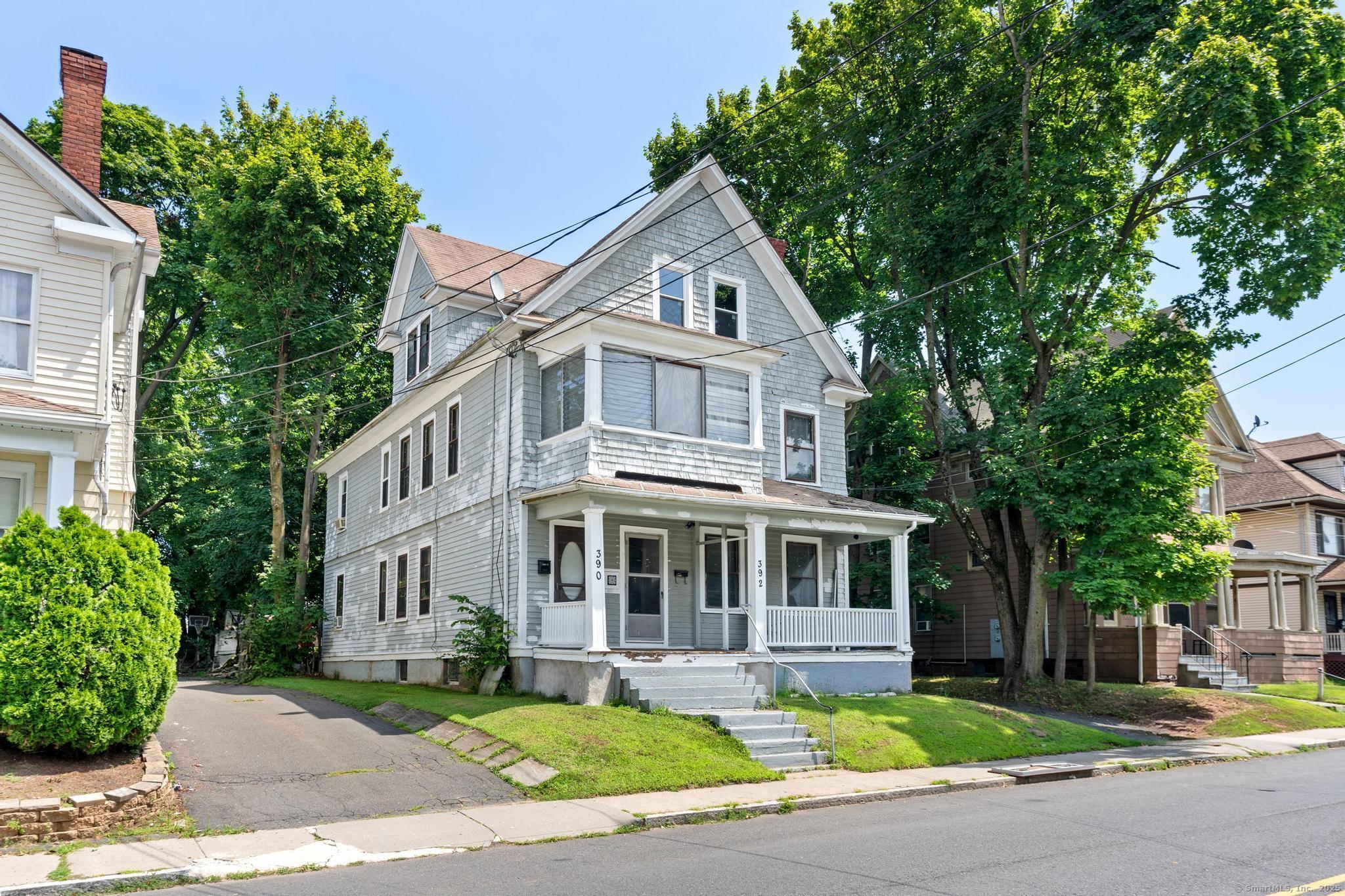Property Photo:  390 Hillside Avenue  CT 06106 