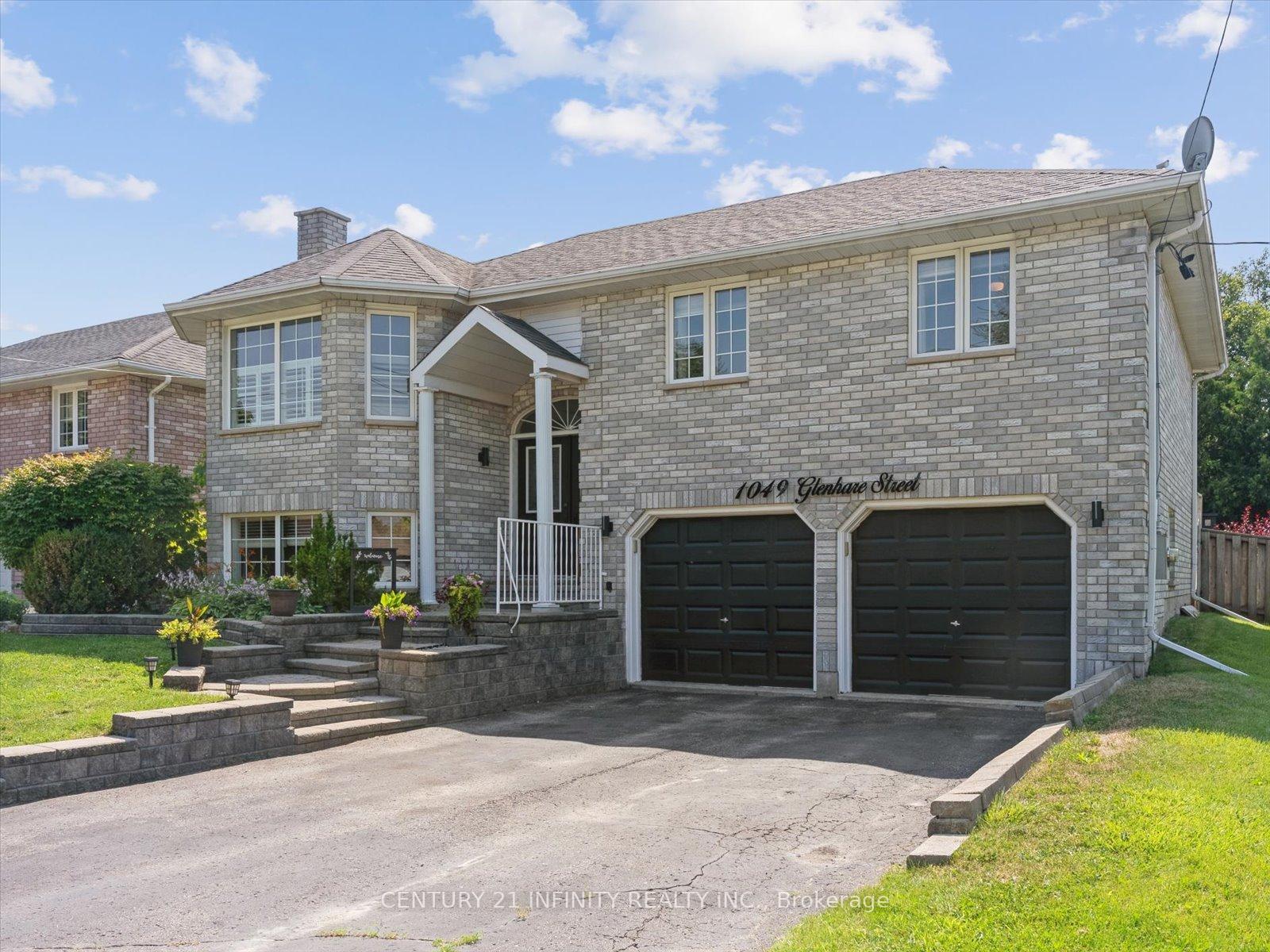 Property Photo: 1049 Glenhare Street ON K9A 5B8