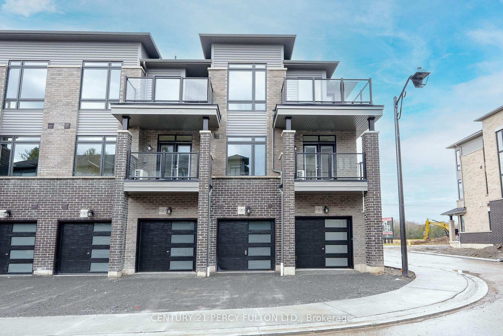Property Photo:  38 Emmas Way  ON L1R 0S7 