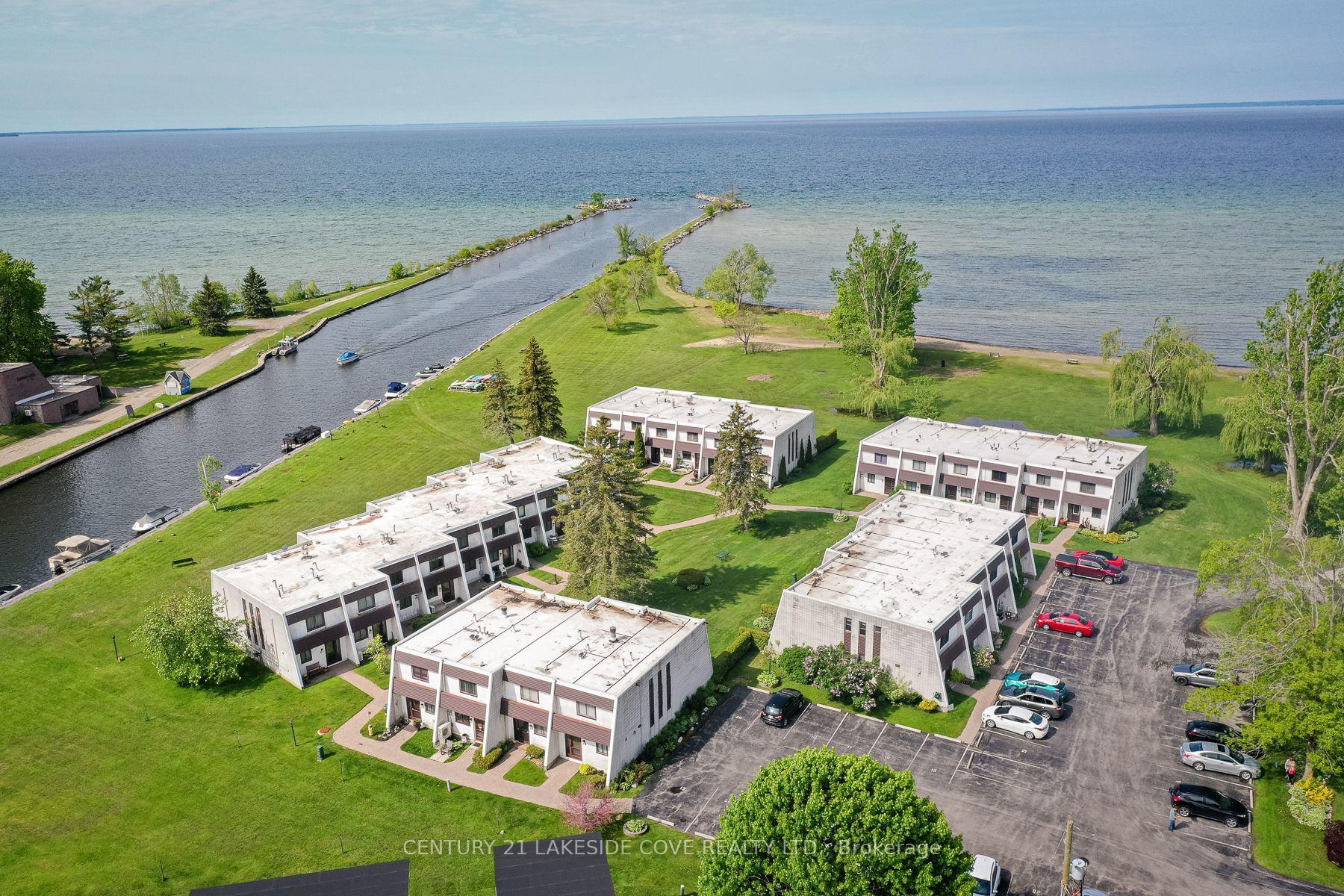 Photo de la propriété:  1 Paradise Boulevard S Unit 27  ON L0K 1B0 