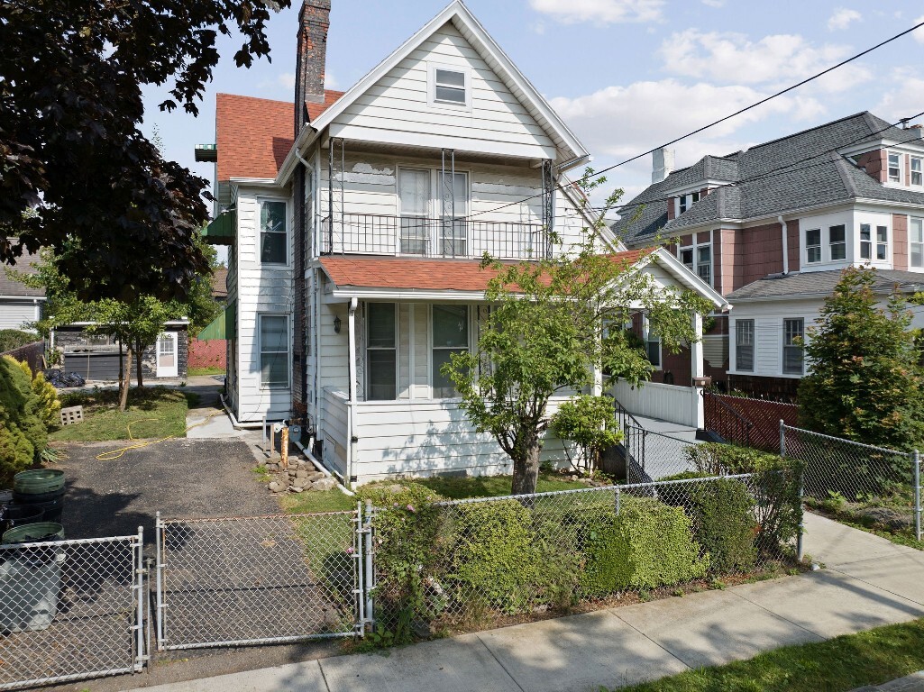 Property Photo:  9 McDonald Avenue  NY 13905 