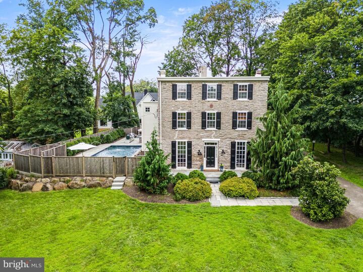 Property Photo: 7604 East Lane PA 19038