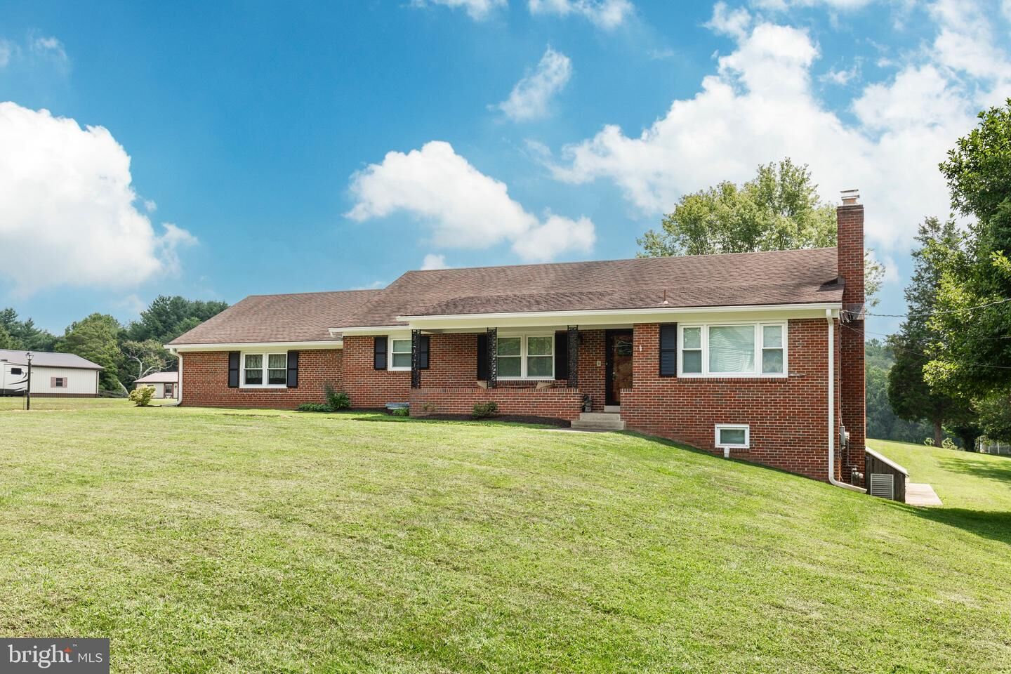 Property Photo:  18017 Muncaster  MD 20855 