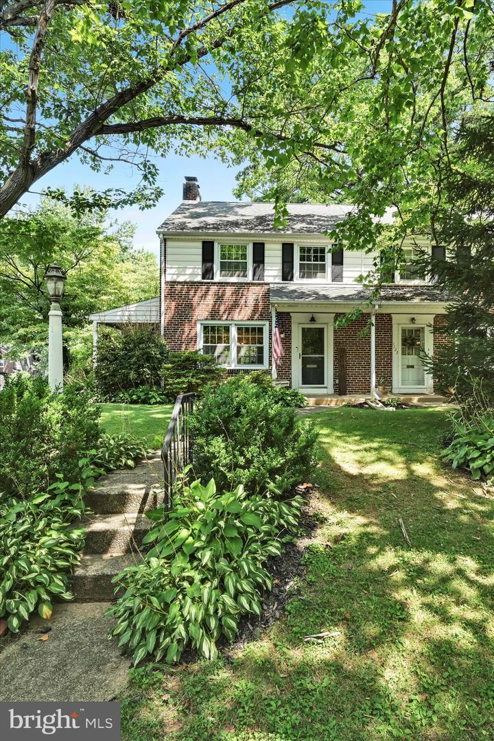 Property Photo: 1125 W New Street PA 17603