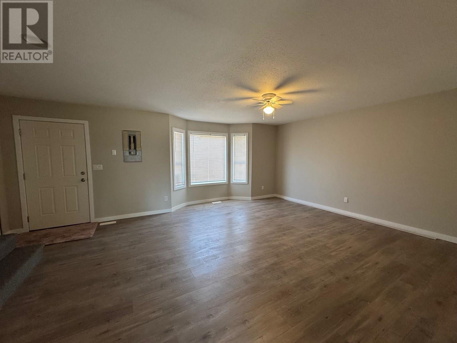 Photo de la propriété: 2198 Clarke Avenue BC V1K 1B8