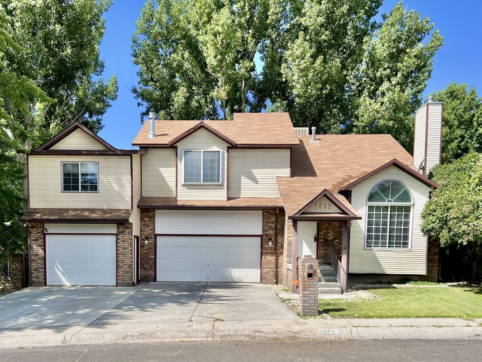 Property Photo: 1265 Dotta Drive NV 89801