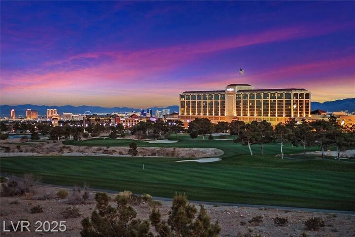 9213 Las Manaitas Avenue 401  Las Vegas NV 89144 photo