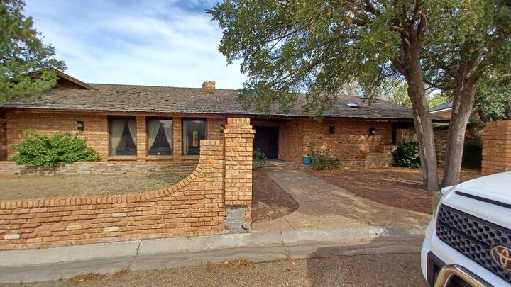 Property Photo: 108 Timberlake Court TX 79007