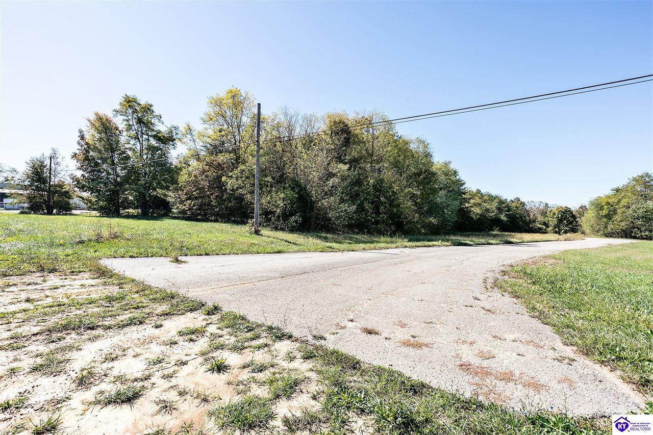 Property Photo: 2393 S Dixie Boulevard KY 40160