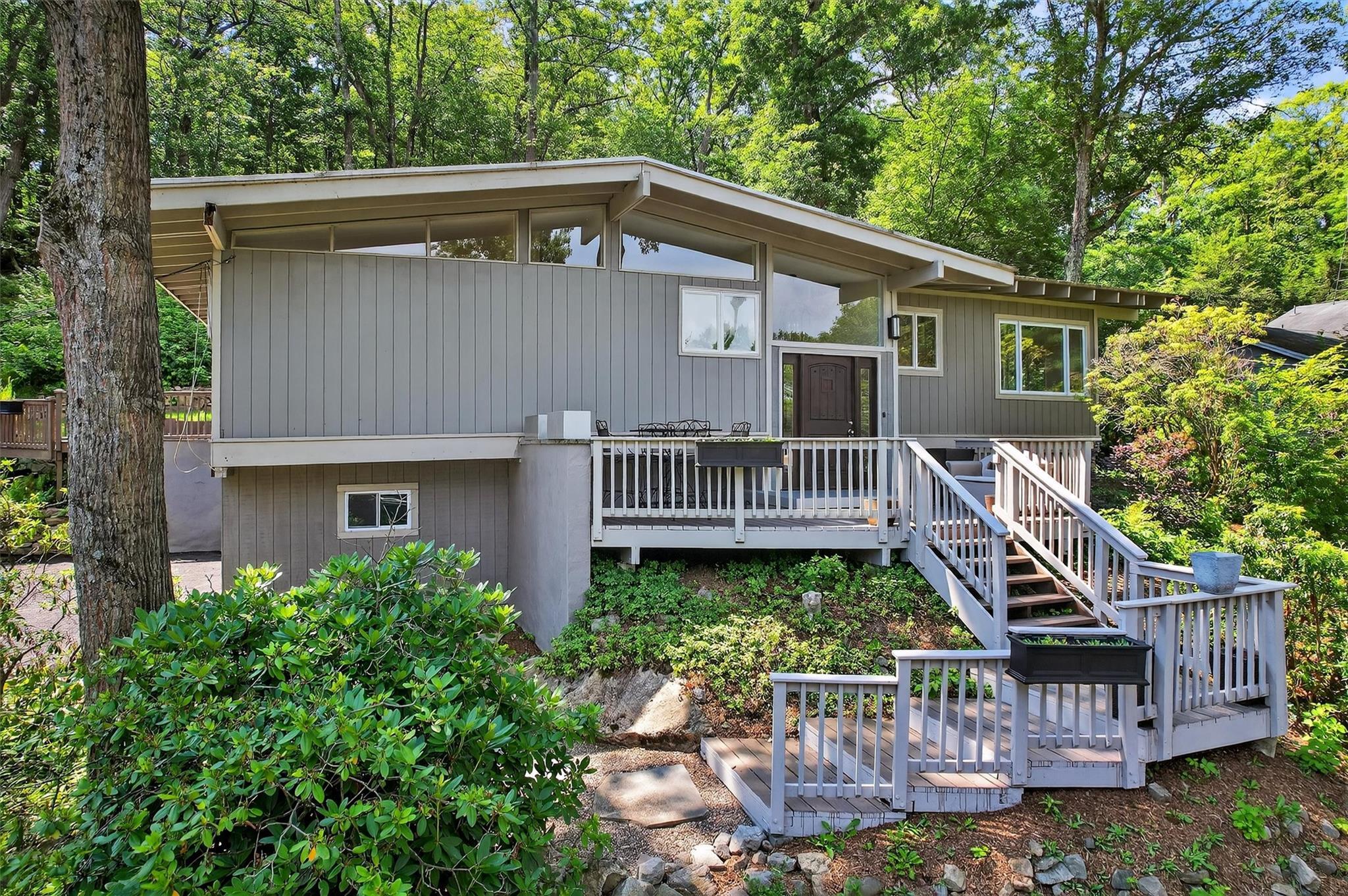 Property Photo:  165 Fawn Hill Road  NY 10987 