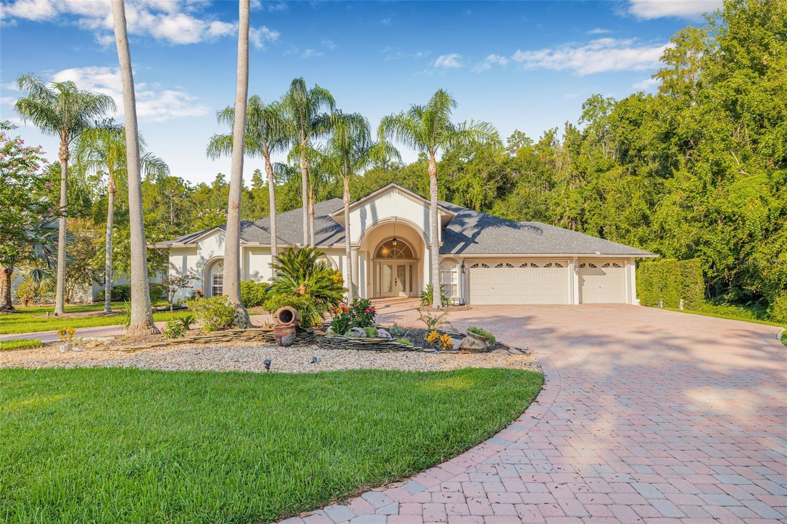 Property Photo: 5243 Foxhunt Drive FL 33543