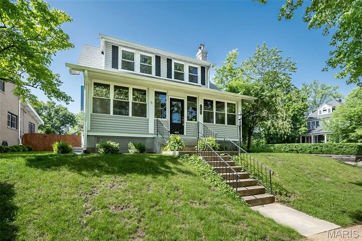 Property Photo:  7642 Westmoreland Avenue  MO 63105 
