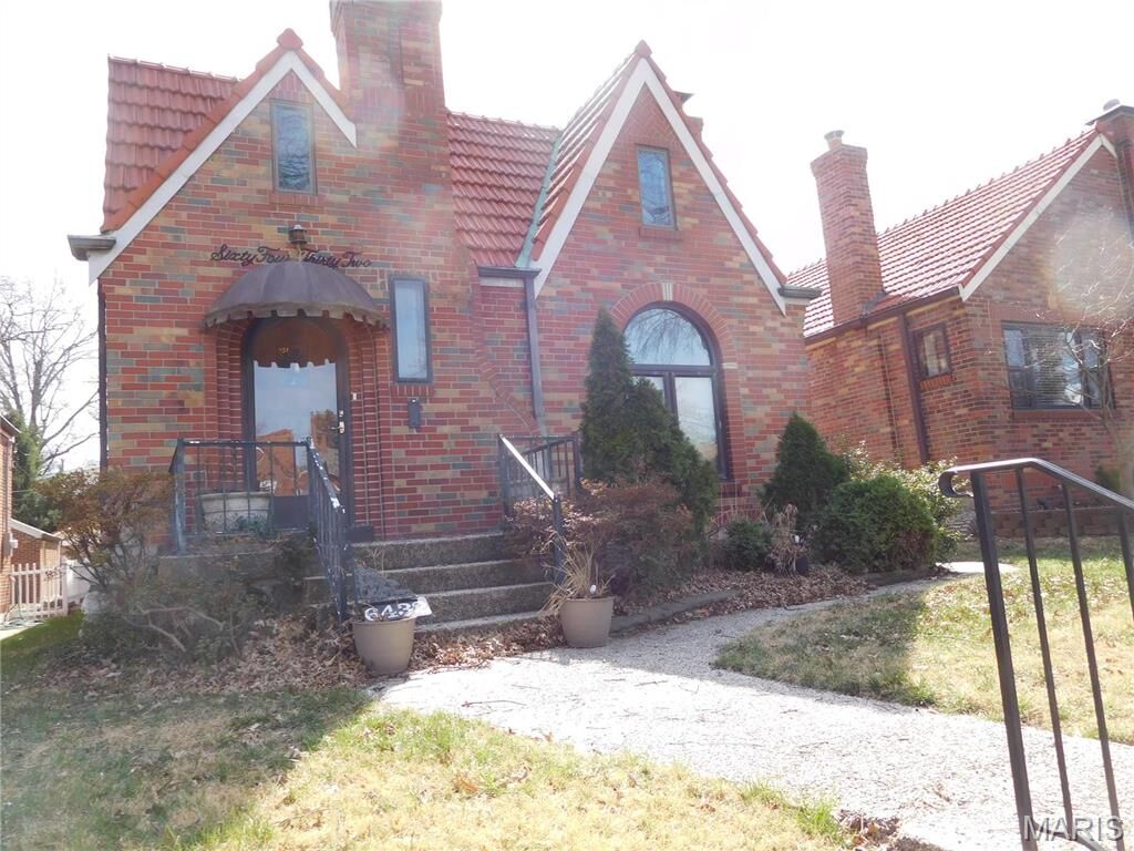 Property Photo: 6432 Lansdowne Avenue MO 63109