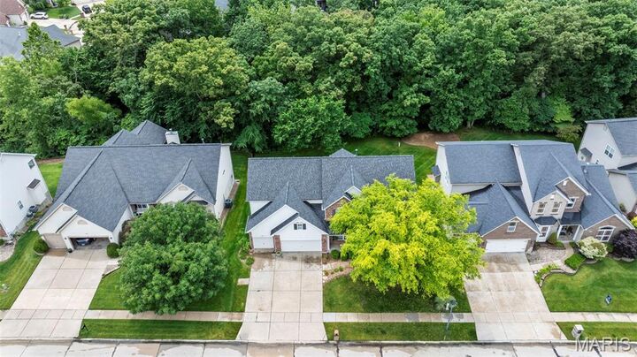 Property Photo:  24 Milton Brennan Manor Court  MO 63385 