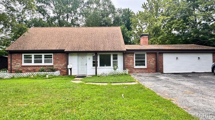 3400 Adie Road  St Ann MO 63074 photo