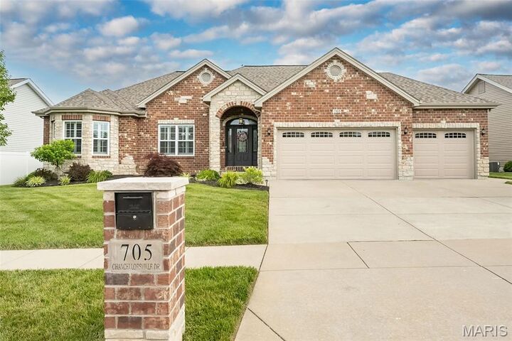 Property Photo:  705 Chancellorsville Drive  MO 63385 