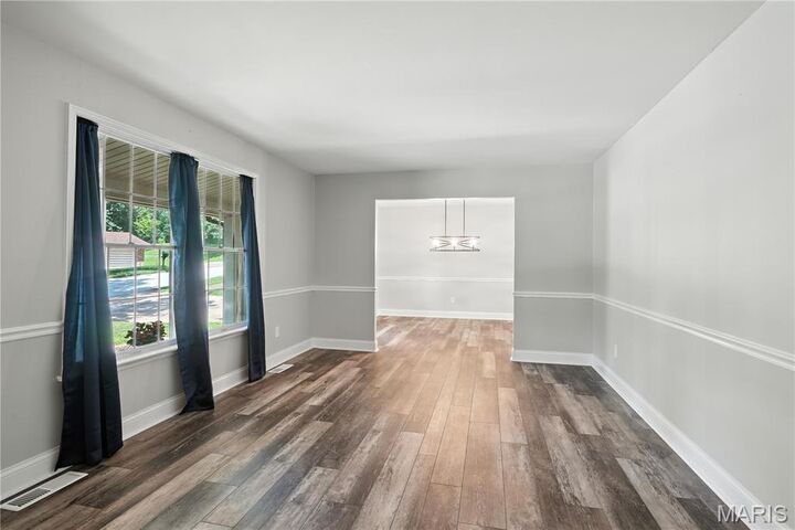 Property Photo:  20 Hiddenbrook Drive  MO 63033 