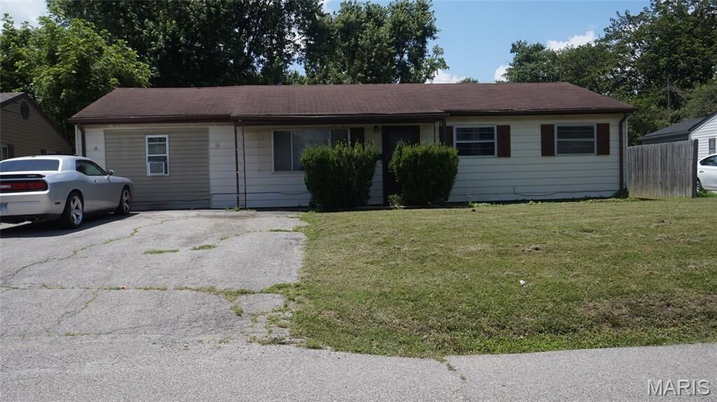 Property Photo:  1426 Williams Street  IL 62206 