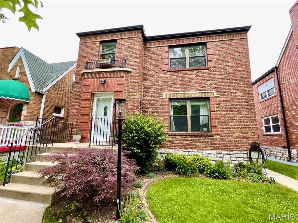Property Photo:  6527 Devonshire Avenue A  MO 63109 