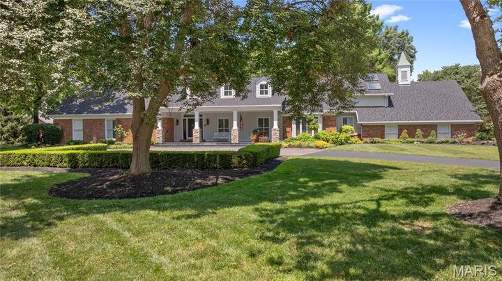 Property Photo:  13527 Royal Glen Drive  MO 63131 
