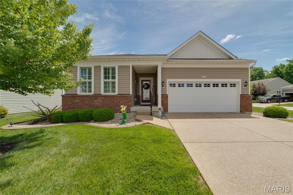 Property Photo: 425 Redstart Drive MO 63367