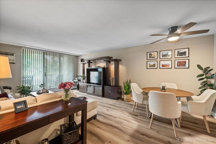 Property Photo: 2222 S Stewart Avenue 1C IL 60148