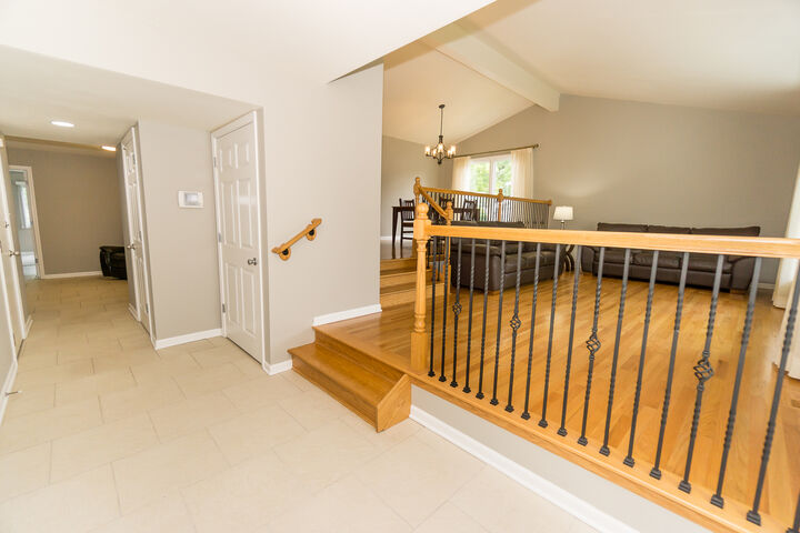 Property Photo:  1107 W White Oak Street  IL 60005 