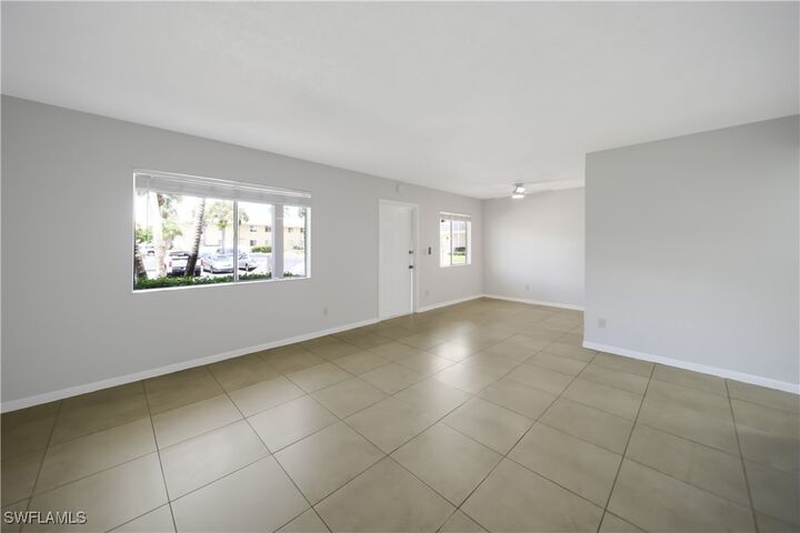 Property Photo:  4621 Bayshore Drive Q4  FL 34112 