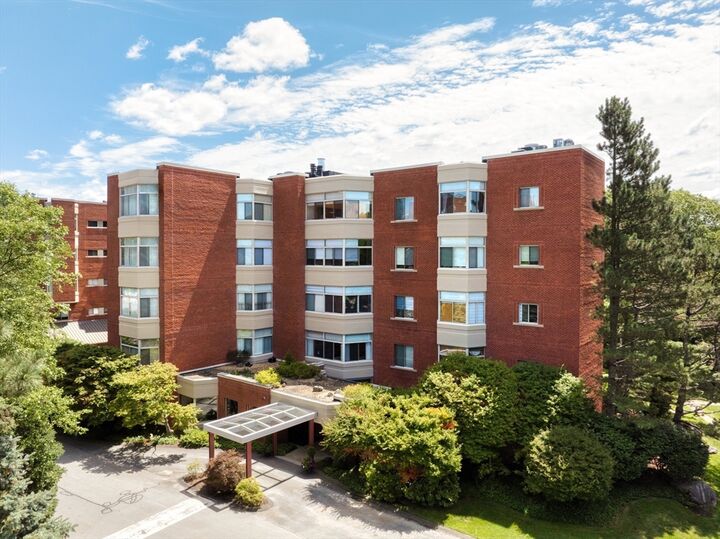 Property Photo: 99 Florence 40-5A MA 02467