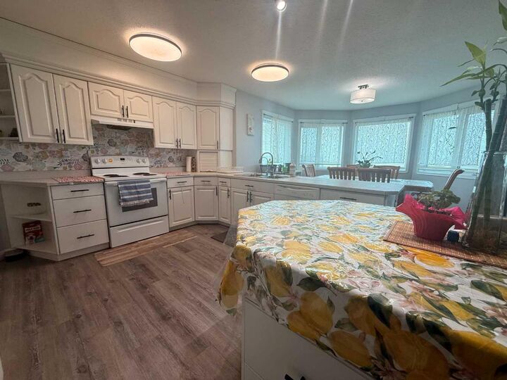 Property Photo: 57226A Range Road 81 AB T0E 1N0