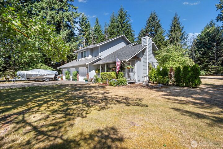 Property Photo:  8215  242nd Street E  WA 98338 