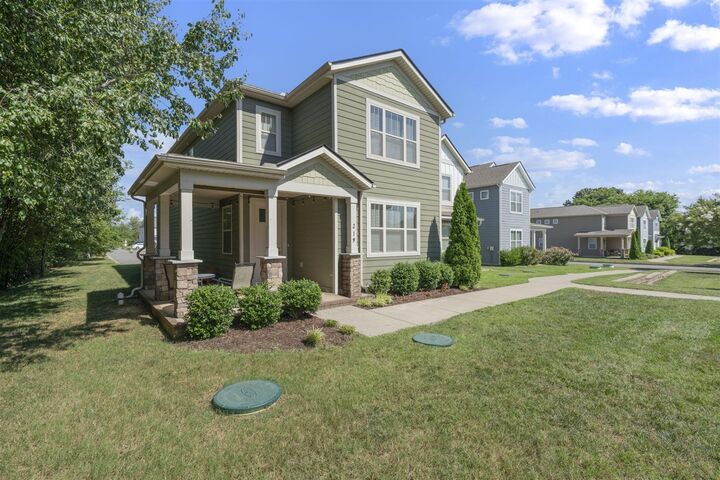 Property Photo: 219 Manor Row TN 37146