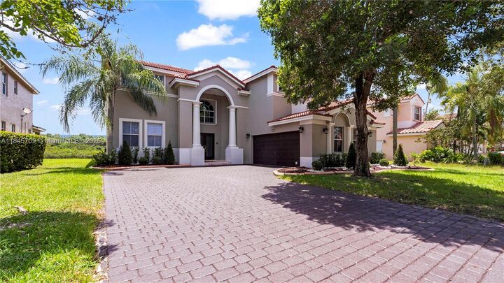 Property Photo: 3625 SW 161st Ter FL 33027