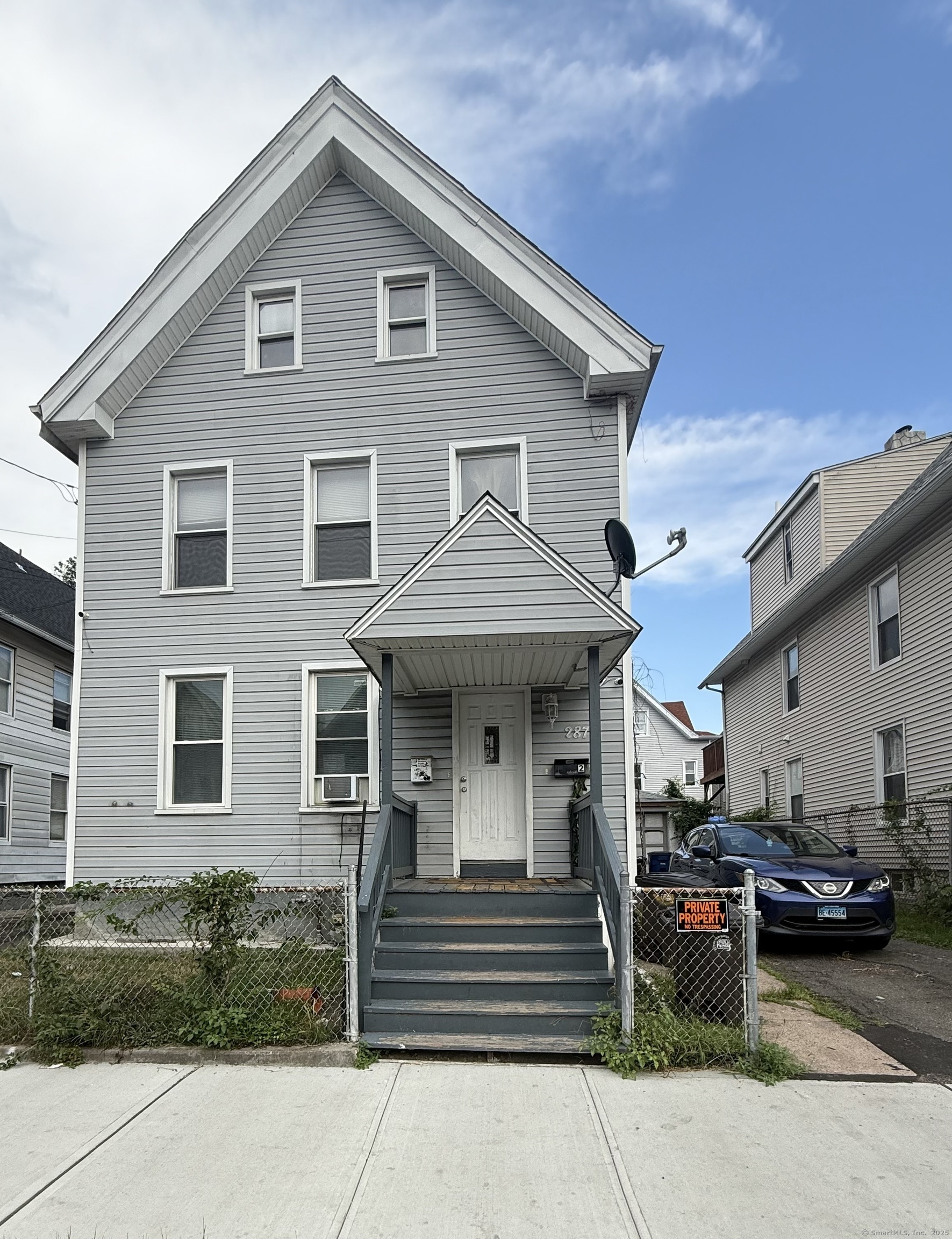 Property Photo:  287 Lloyd Street  CT 06513 