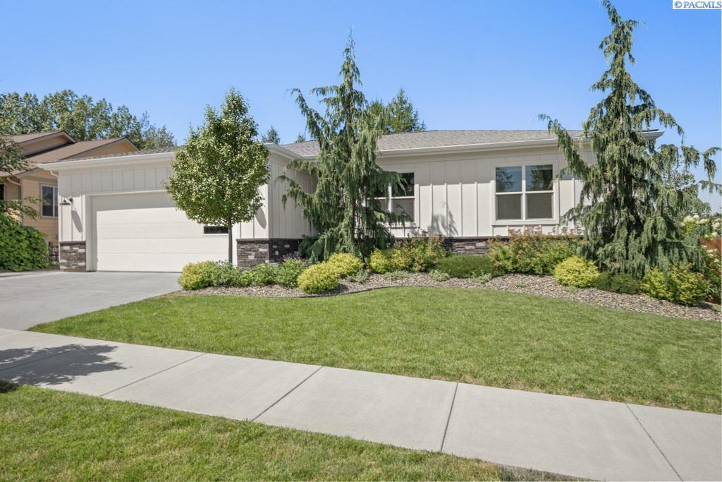 Property Photo: 1725 NW Emily WA 99163