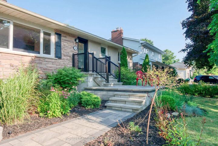 Property Photo:  59 Fairway Hill Crescent  ON K7M 2B3 