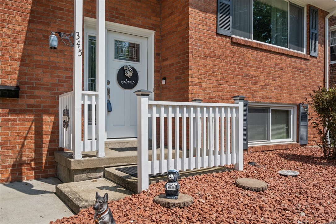 Property Photo: 345 Cavan Dr PA 15236