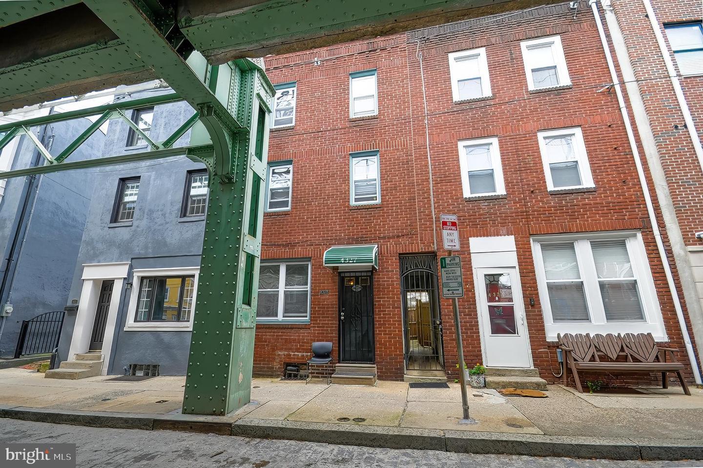 4327 Cresson Street  Philadelphia PA 19127 photo