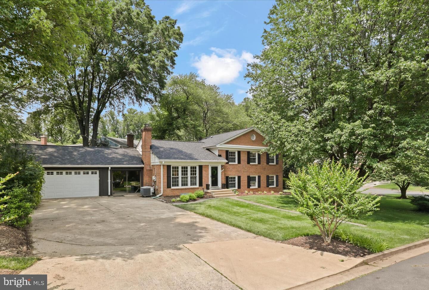 Property Photo:  7400 Lanham Road  VA 22043 